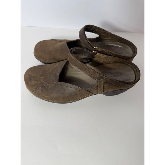 Patagonia Shoes - Patagonia Womens Brown Leather Clogs Slip On‎ Strap Backless Casual Shoes